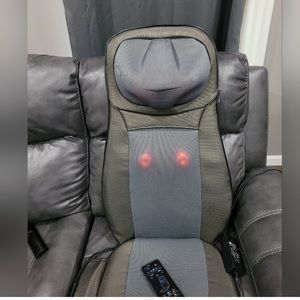 Shiatsu massage with heat vibration on seat